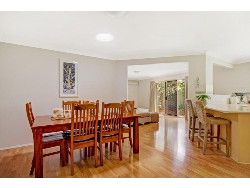 16 Selwyn Grove, Horsley NSW 2530