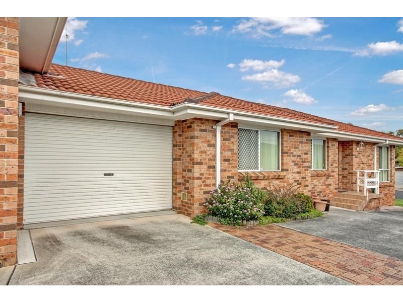 1/1 Yorkshire Road, Dapto NSW 2530