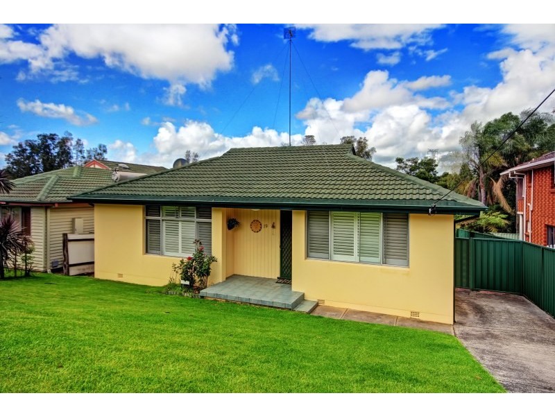 19 William Beach Road, Kanahooka NSW 2530