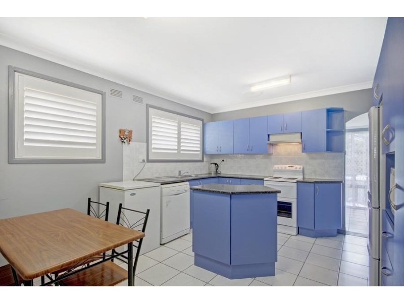 19 William Beach Road, Kanahooka NSW 2530