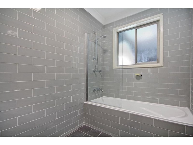 19 William Beach Road, Kanahooka NSW 2530