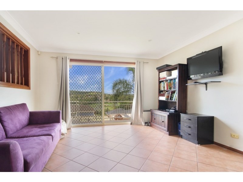 5 Cleary Avenue, Kanahooka NSW 2530