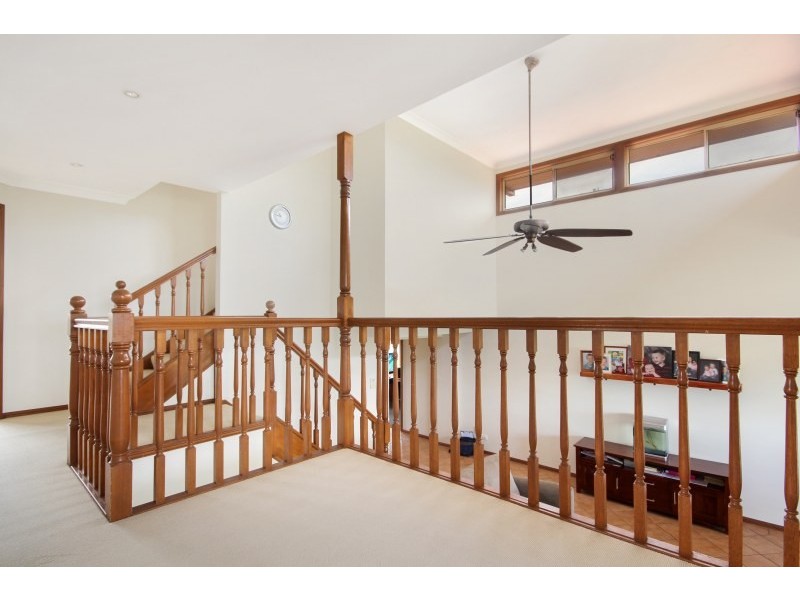 5 Cleary Avenue, Kanahooka NSW 2530