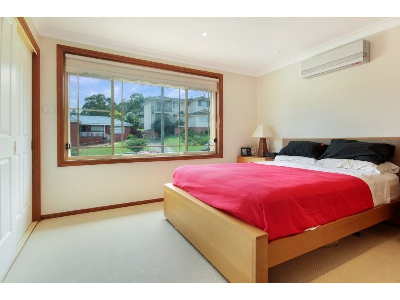 5 Cleary Avenue, Kanahooka NSW 2530