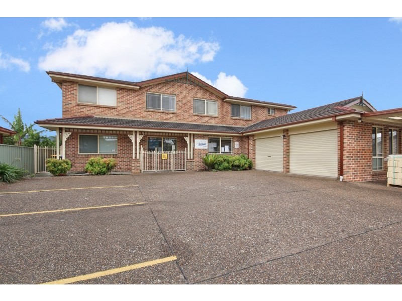 2/12 Northview Terrace, Figtree NSW 2525