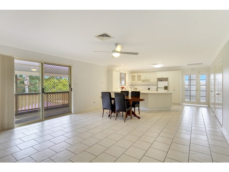 2/12 Northview Terrace, Figtree NSW 2525