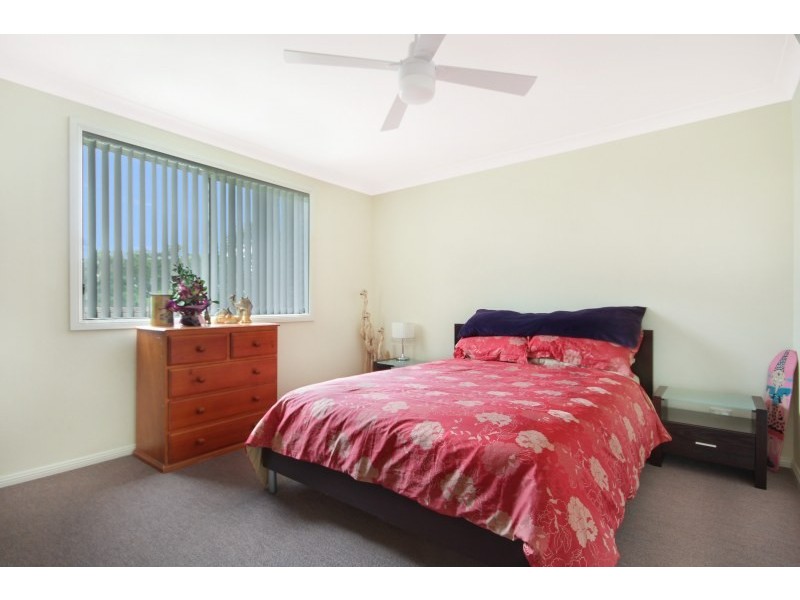 2/66-70 Habeda Avenue, Horsley NSW 2530