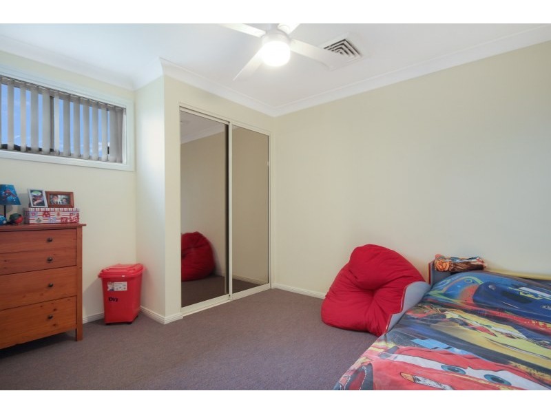 2/66-70 Habeda Avenue, Horsley NSW 2530