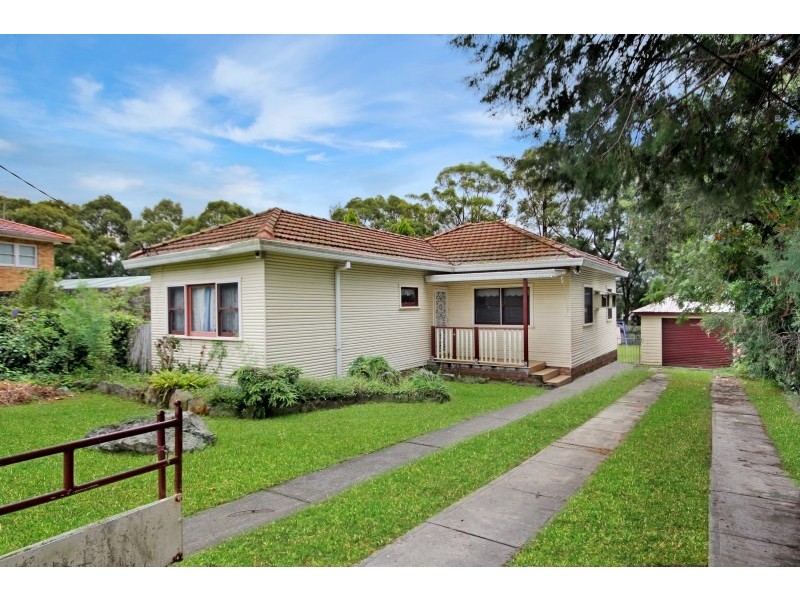 52 Prince Edward Drive, Dapto NSW 2530