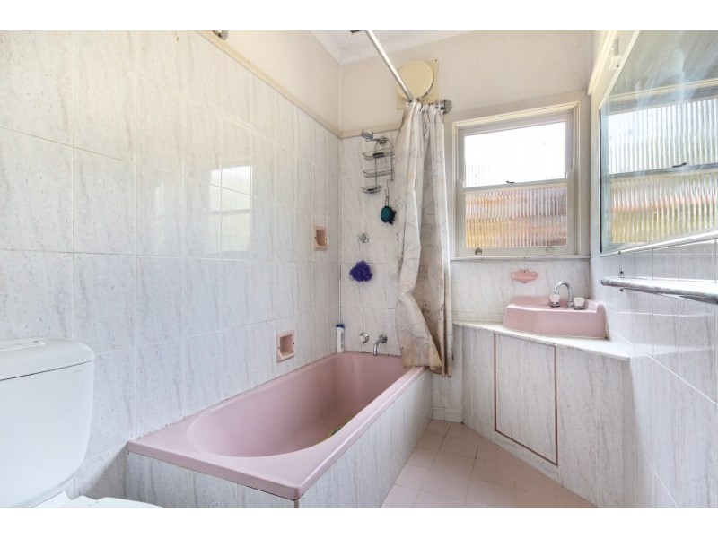 52 Prince Edward Drive, Dapto NSW 2530