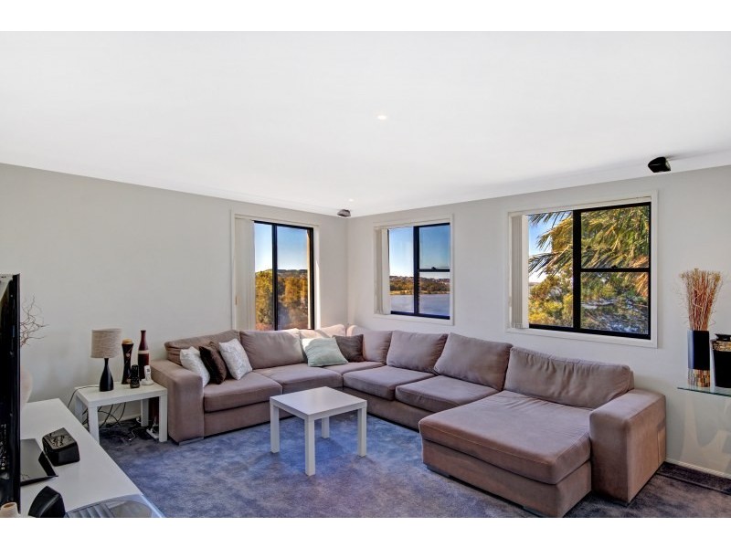 7 Murra Murra Road, Kanahooka NSW 2530