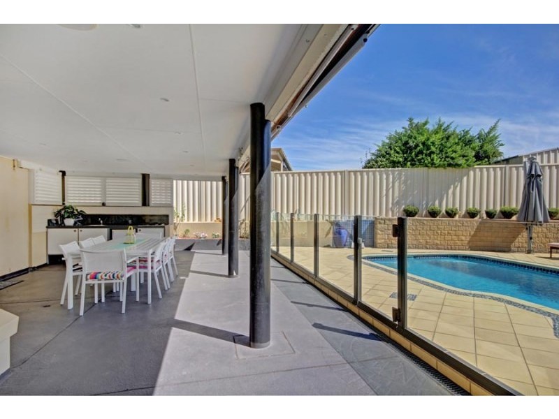 7 Murra Murra Road, Kanahooka NSW 2530