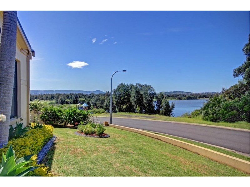 7 Murra Murra Road, Kanahooka NSW 2530