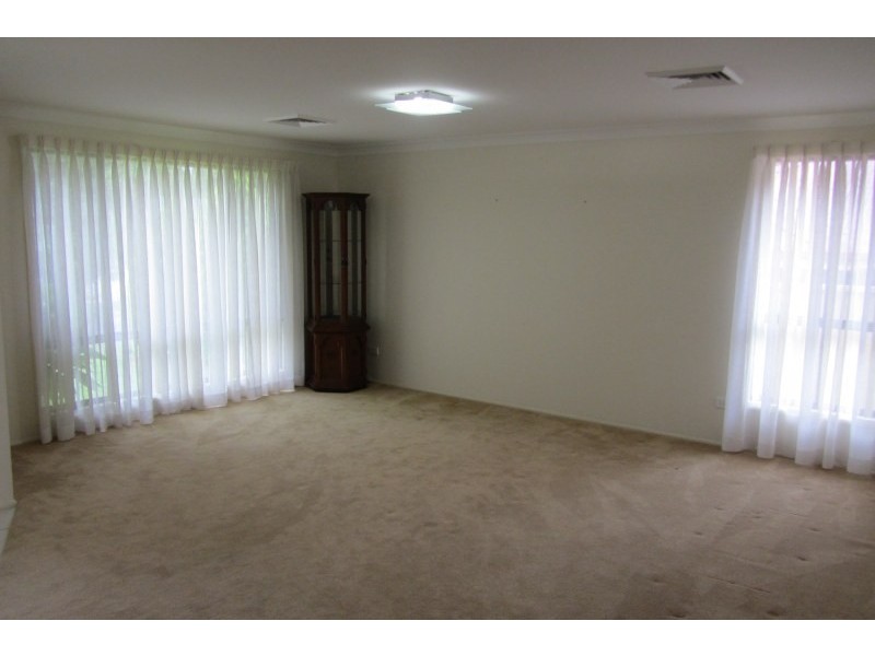 20 Boddington Way, Horsley NSW 2530