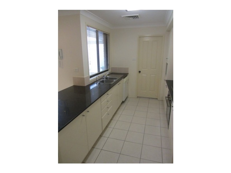 20 Boddington Way, Horsley NSW 2530