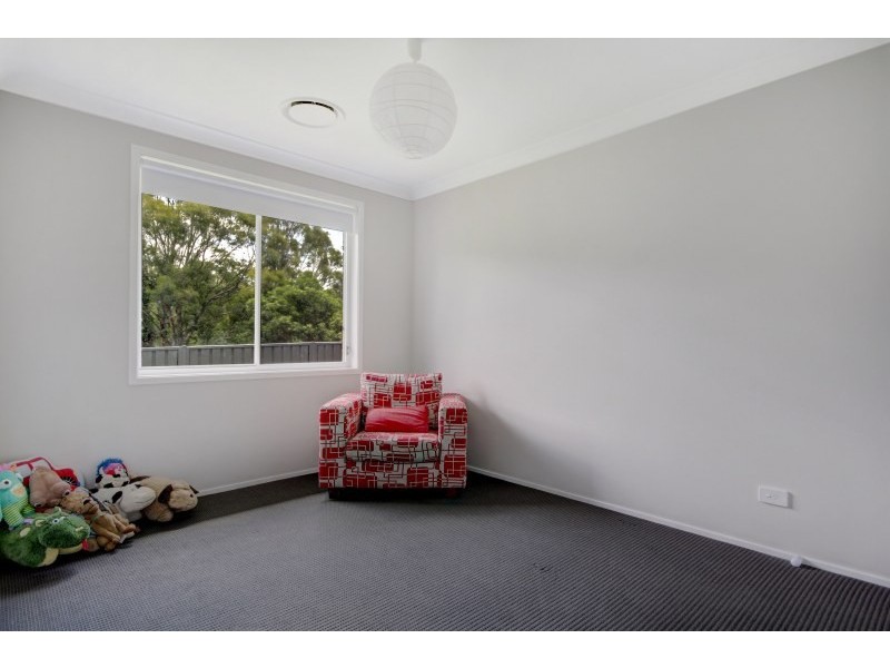 26 Mallon Avenue, Horsley NSW 2530