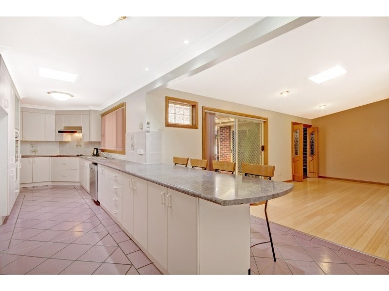 62 Habeda Avenue, Horsley NSW 2530