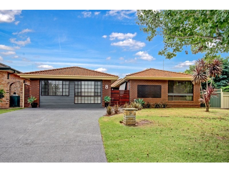8 Windsor Crescent, Brownsville NSW 2530