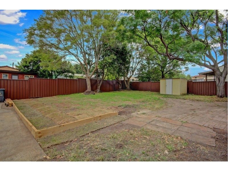 7 Bundarra Place, Dapto NSW 2530