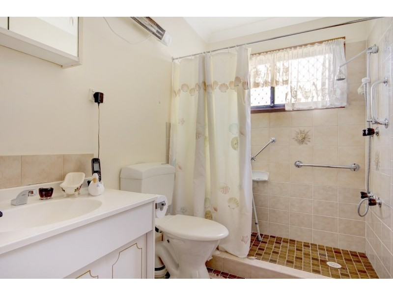 2/396 Princes Highway, Dapto NSW 2530