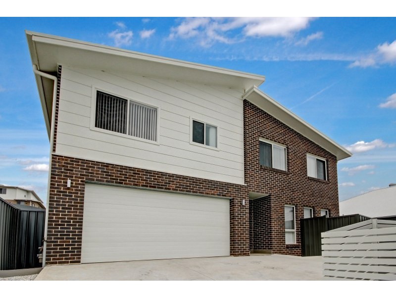 2/201 Wyndarra Way, Koonawarra NSW 2530