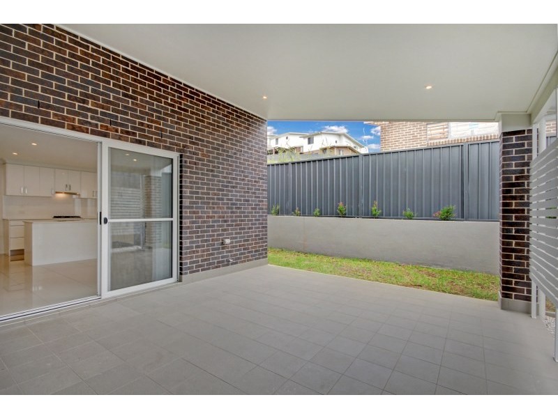 2/201 Wyndarra Way, Koonawarra NSW 2530