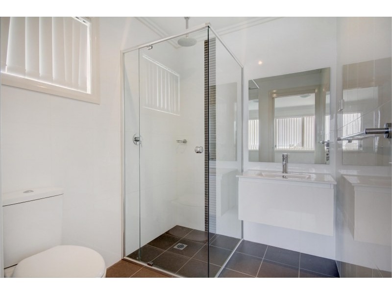 2/201 Wyndarra Way, Koonawarra NSW 2530