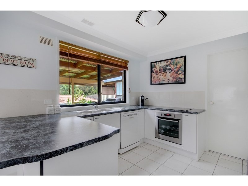 60 Robins Creek Drive, Horsley NSW 2530