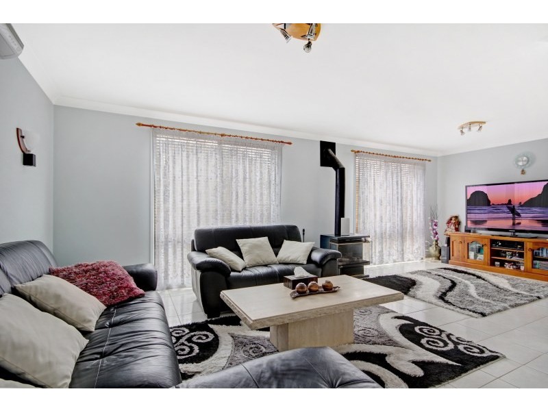 60 Robins Creek Drive, Horsley NSW 2530