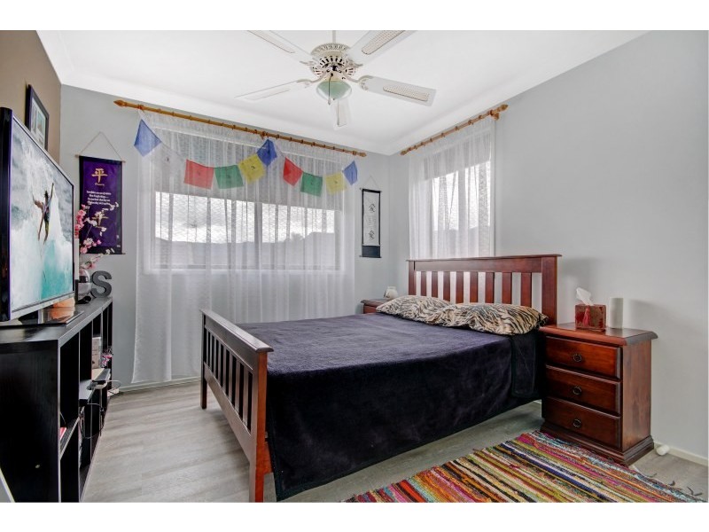 60 Robins Creek Drive, Horsley NSW 2530