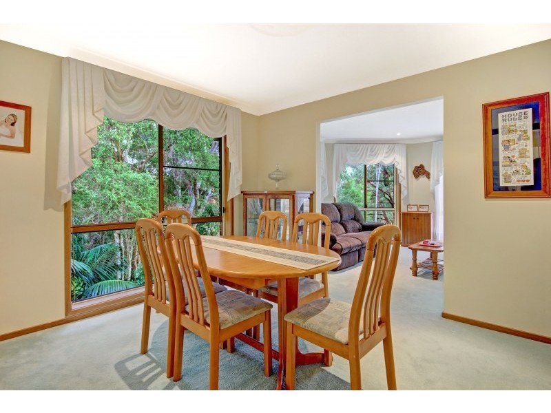 24 Highview Drive, Farmborough Heights NSW 2526