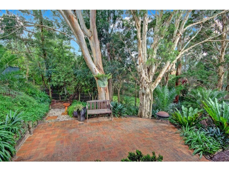 24 Highview Drive, Farmborough Heights NSW 2526