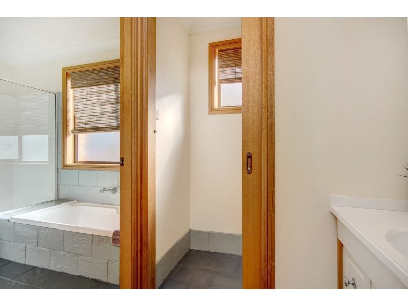 28 Cormack Avenue, Dapto NSW 2530