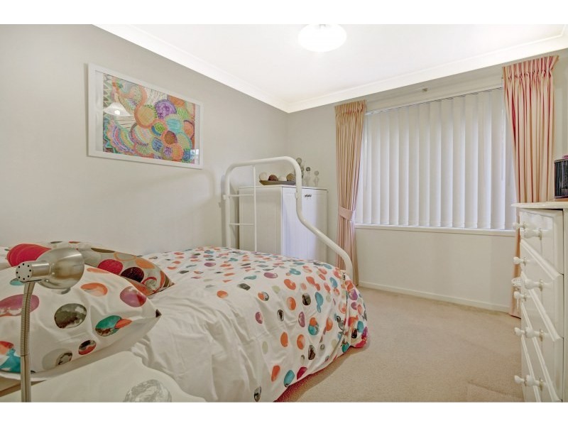 16 Glenlee Drive, Horsley NSW 2530