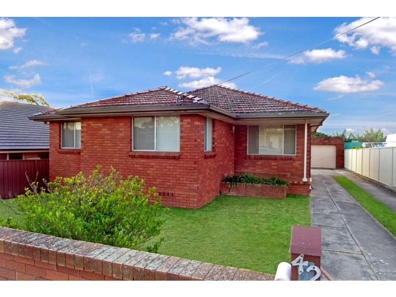 42 Wentworth Street, Oak Flats NSW 2529