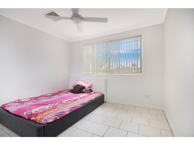 2/12 Northview Terrace, Figtree NSW 2525