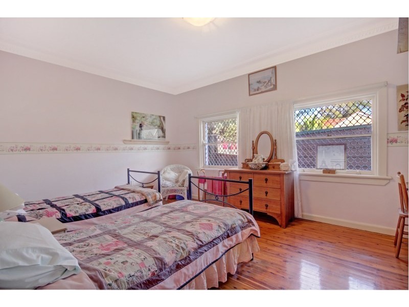 87 Prince Edward Drive, Dapto NSW 2530