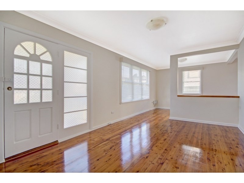 8 Guligal Road, Dapto NSW 2530