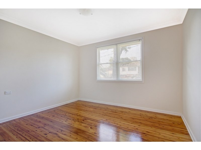 8 Guligal Road, Dapto NSW 2530