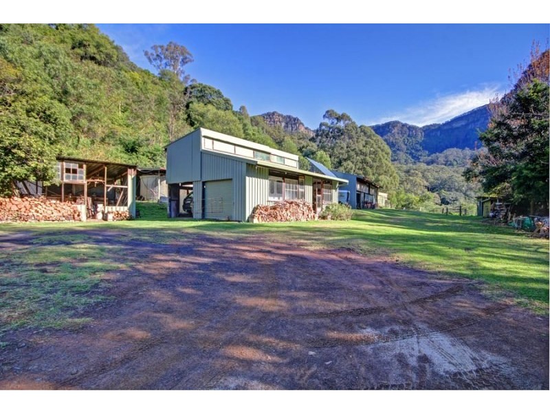 761 Calderwood Road, Calderwood NSW 2527