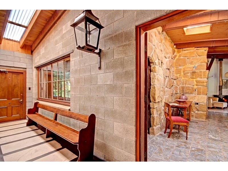 761 Calderwood Road, Calderwood NSW 2527