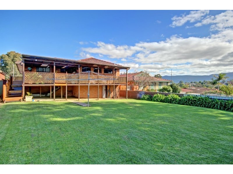 13 Darren Avenue, Kanahooka NSW 2530