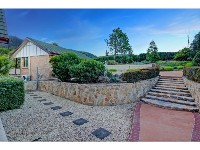 293 Sheaffes Road, Dapto NSW 2530
