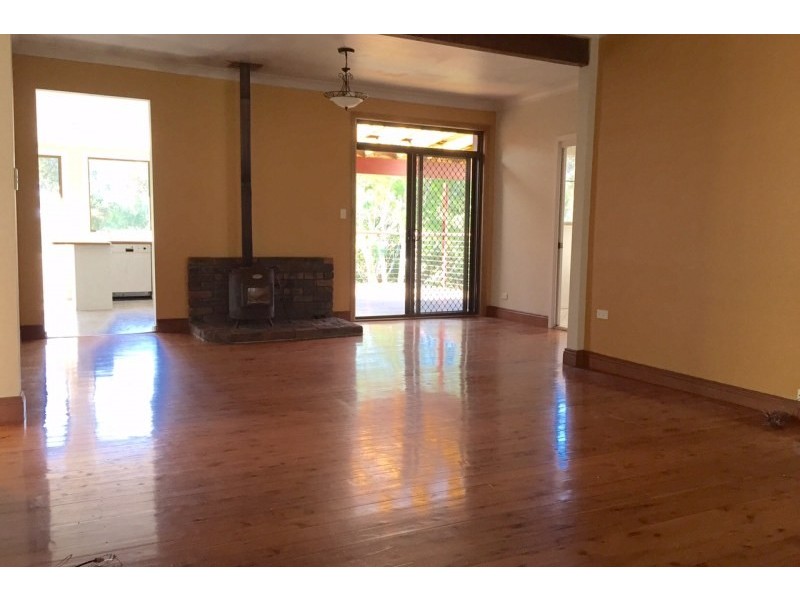 9 Cudgee Crescent, Mount Kembla NSW 2526