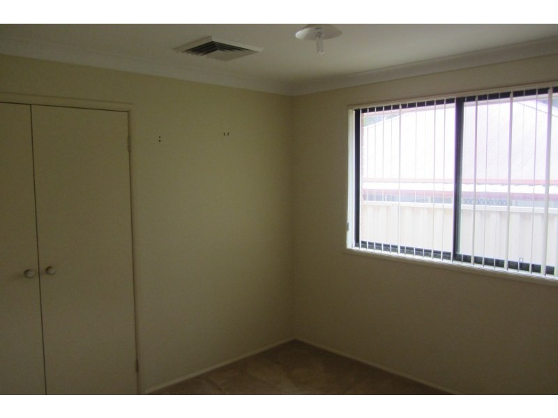 20 Boddington Way, Horsley NSW 2530