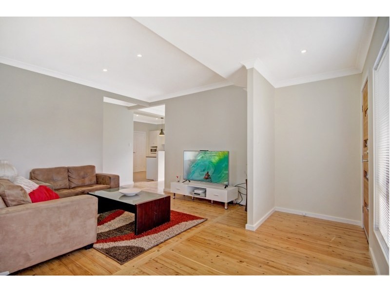 2  Kundle Street, Dapto NSW 2530