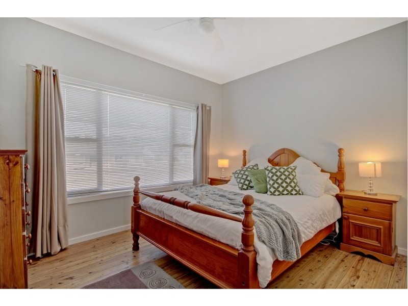 2  Kundle Street, Dapto NSW 2530