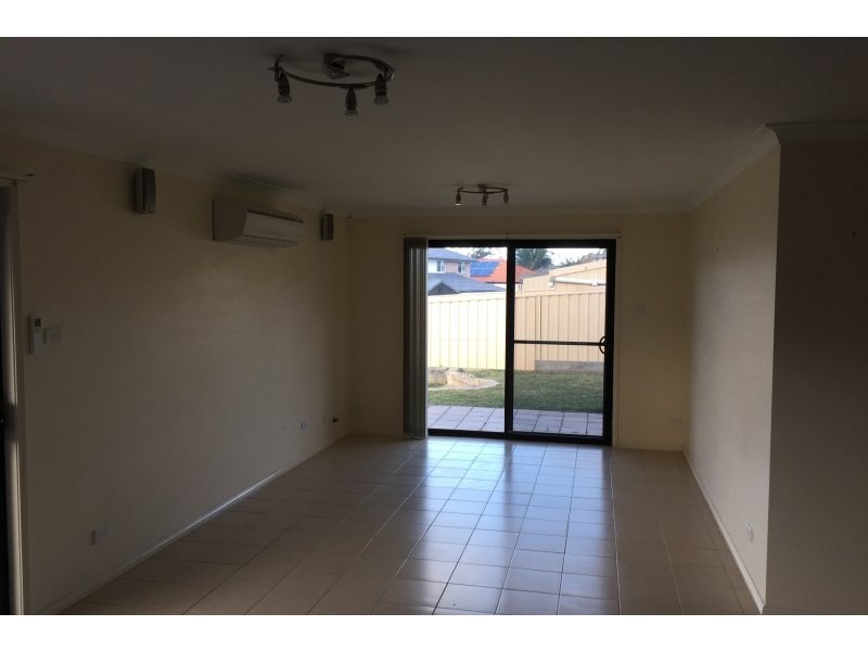 83 Robins Creek Drive, Horsley NSW 2530