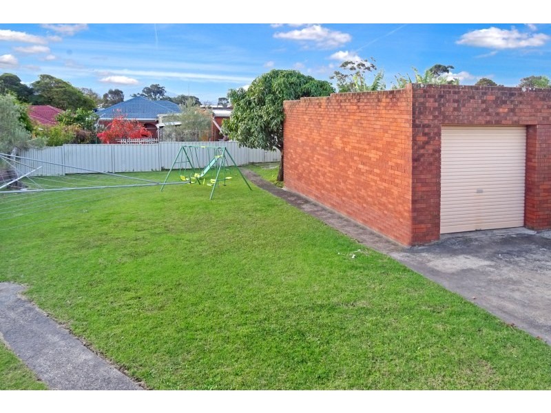 42 Wentworth Street, Oak Flats NSW 2529