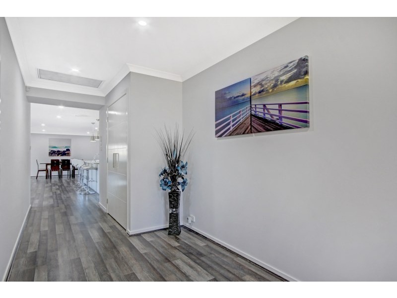 33 Morson Avenue, Horsley NSW 2530